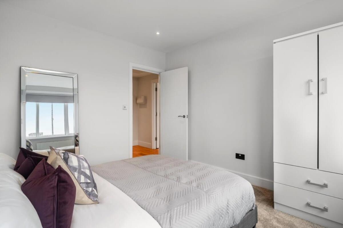 Lovely 1 Bedroom Apartment In The Heart Of Eastleigh Exterior foto